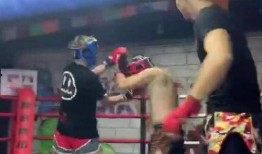 爆料拳击教练是谁呀视频,爆料拳击教练身份大起底！